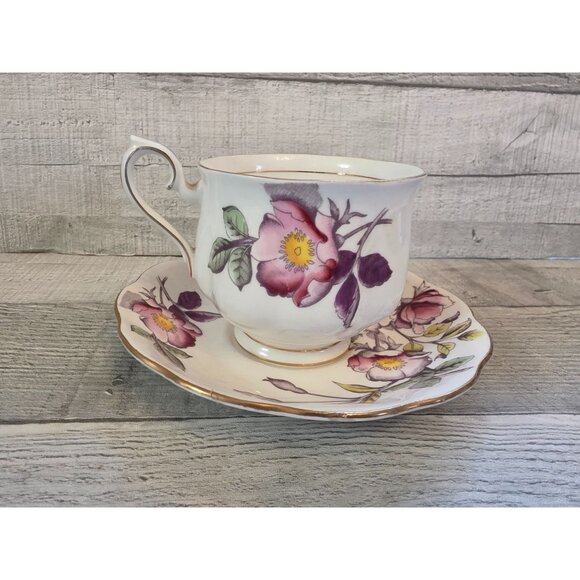 Royal Albert Bone China Dog Rose Tea Cup & Saucer Set Hand Painted Floral Design - Picture 2 of 6